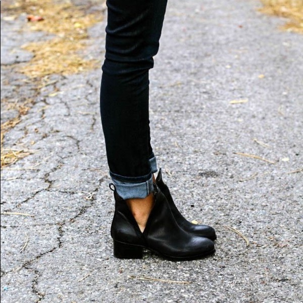 FINAL PRICE! Jeffrey Campbell Oriley Boots